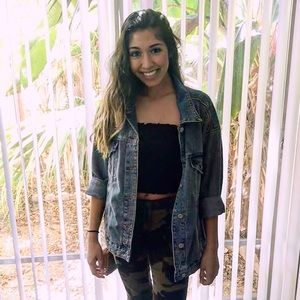 Meet your Posher, Stephanie